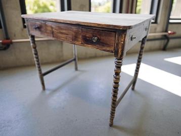 vintage houten bureau / sidetable / consoletafel  beschikbaar voor biedingen