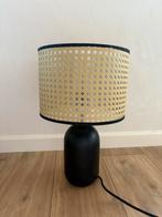 Lamp met rotan kapje, Huis en Inrichting, Ophalen, Zo goed als nieuw