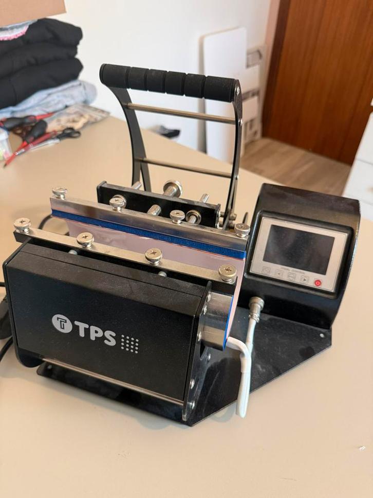 TPS Mug Press (8-in-1), Computers en Software, 3D-printerbenodigheden, Zo goed als nieuw, Ophalen