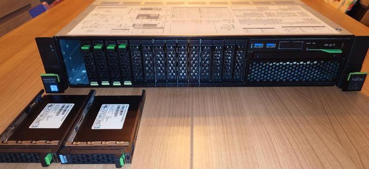 Lenovo PRIMERGY RX2540 M5 2TB SSD 192GB DDR4 2x6230, Computers en Software, Servers, Zo goed als nieuw, 16 GB, Ophalen of Verzenden