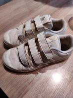 Sportschoen kind, Enlèvement