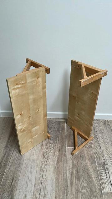 2 Ikea wandplanken beschikbaar voor biedingen