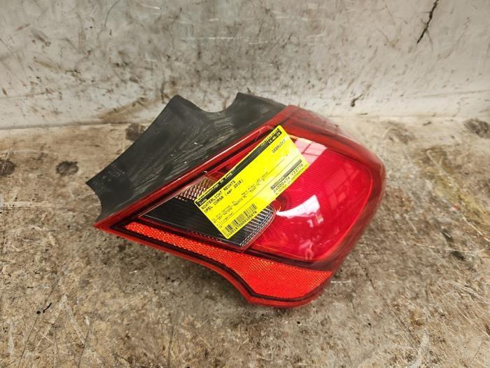 Achterlicht rechts van een Opel Corsa, Auto-onderdelen, Verlichting, Opel, Gebruikt, 3 maanden garantie, Ophalen of Verzenden