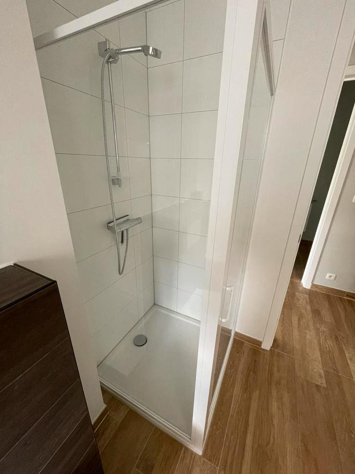 Douchecabine 90cm op 90cm, Huis en Inrichting, Badkamer | Complete badkamers, Zo goed als nieuw, Ophalen