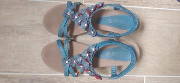 Leuke zomerschoenen maat38 beschikbaar voor biedingen
