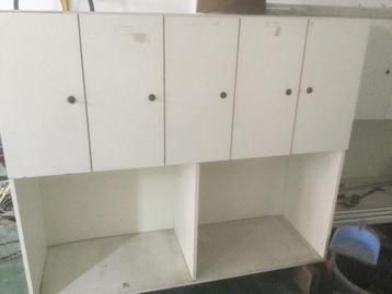 Gratis Lockerkasten beschikbaar voor biedingen