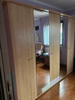 Garde-robes à donner - Gratuit, Ophalen, Zo goed als nieuw