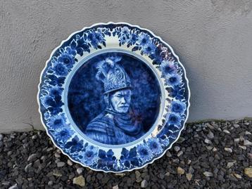 Oud Delft bord broer van Rembrandt door Rembrandt beschikbaar voor biedingen