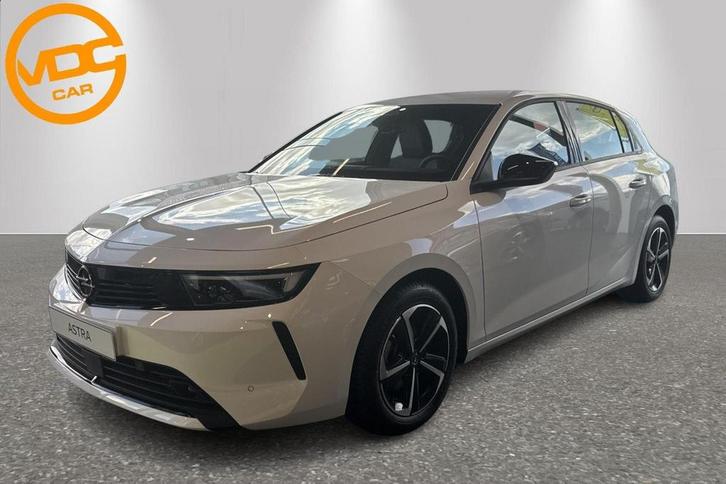 Opel Astra EDITION, Autos, Opel, Astra, Airbags, Air conditionné, Bluetooth, Ordinateur de bord, Verrouillage central, Cruise Control