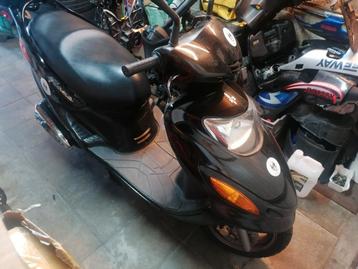 Scooter mbk flame= YAMAHA CYGNUS 125cc, Particulier, Scooter