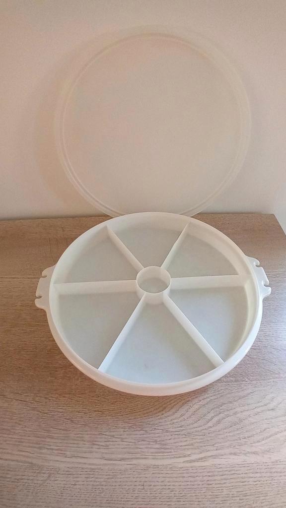 Aperitiefschotel of desserts. Wijnoogst, Huis en Inrichting, Keuken | Tupperware, Gebruikt, Overige typen, Wit, Ophalen of Verzenden