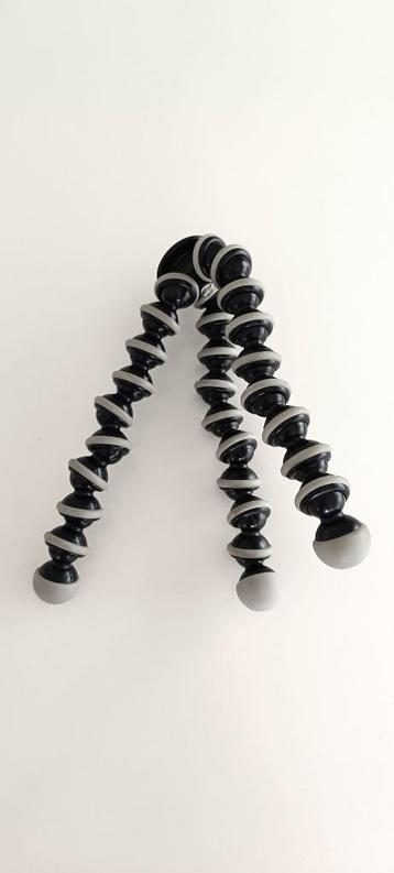 diverse camera spullen beschikbaar voor biedingen