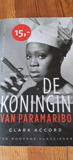 Boek roman ´De koningin van Paramaribo´, Boeken, Clark Accord, Nederland, Ophalen, Gelezen