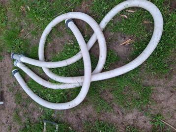 Buizen intex zwembad beschikbaar voor biedingen