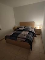 Chambre à coucher avec 2 chevet à tiroirs., Maison & Meubles, Comme neuf, Enlèvement ou Envoi