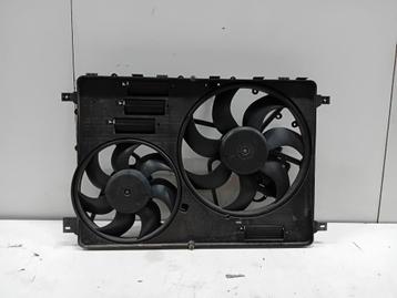 VENTILATEUR CC Range Rover Evoque (LVJ / LVS) (BJ328C607AD), Utilisé, Land Rover