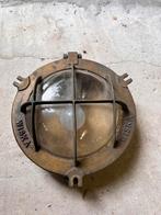 Oude scheepslamp in koper, Ophalen, Gebruikt