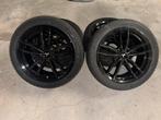 18 inch Tesla model 3 velgen met Winterbanden nieuwstaat, Auto-onderdelen, 18 inch, Gebruikt, Banden en Velgen, 235 mm