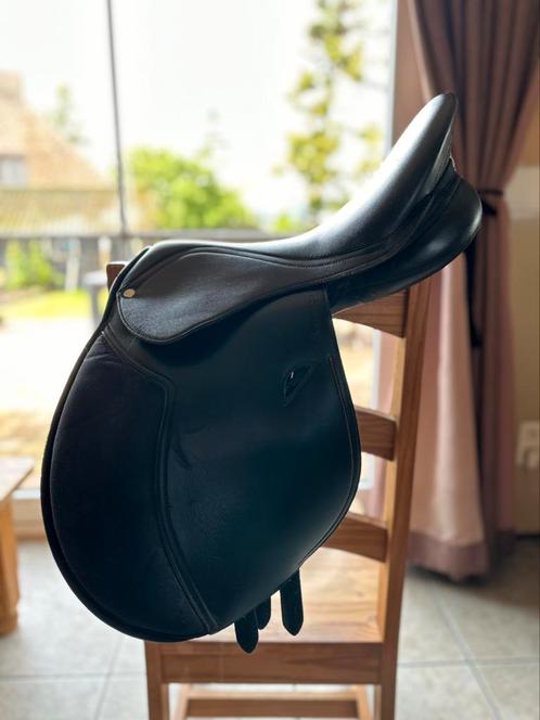 Zadel 16 1/2’’, Dieren en Toebehoren, Paarden en Pony's | Zadels, Zo goed als nieuw, Ophalen