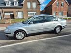 Volkswagen Passat 1.9TDi 100 PK 2 Eigenaren Airco, Auto's, Volkswagen, Voorwielaandrijving, Stof, Zwart, 4 cilinders
