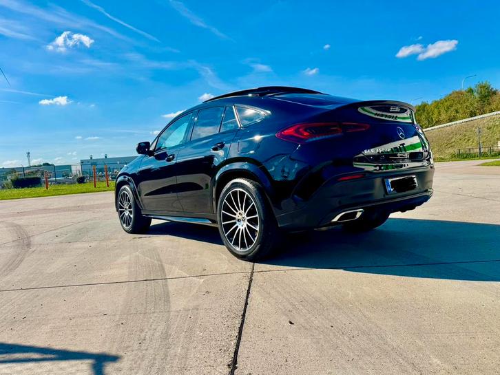 Mercedes GLE Coupé 350de AMG Line,Dealeronderhouden82.000 km, Auto's, Mercedes-Benz, Particulier, GLE, 360° camera, 4x4, ABS, Achteruitrijcamera