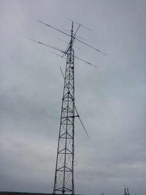 Antennemast met antennes, Télécoms, Antennes & Mâts, Utilisé, Mât, Enlèvement