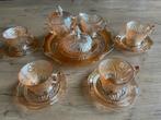 Zeer mooie oude en decoratieve koffie service in perf.st.€25, Ophalen