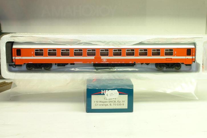 LS MODELS HERIS 12161-1 SNCB NMBS VOITURE I10 ORANGE, Hobby en Vrije tijd, Modeltreinen | H0, Zo goed als nieuw, Wagon, Gelijkstroom of Wisselstroom