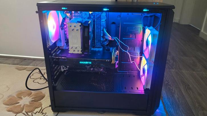 GAME PC i7 7700K RTX 2070 super 8gb RAM 16GB, Computers en Software, Desktop Pc's, Ophalen of Verzenden