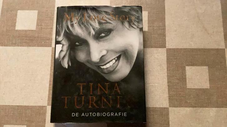 Tina Turner - My love story, Boeken, Biografieën, Zo goed als nieuw, Ophalen of Verzenden