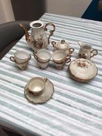 Antiek theeservies, Ophalen