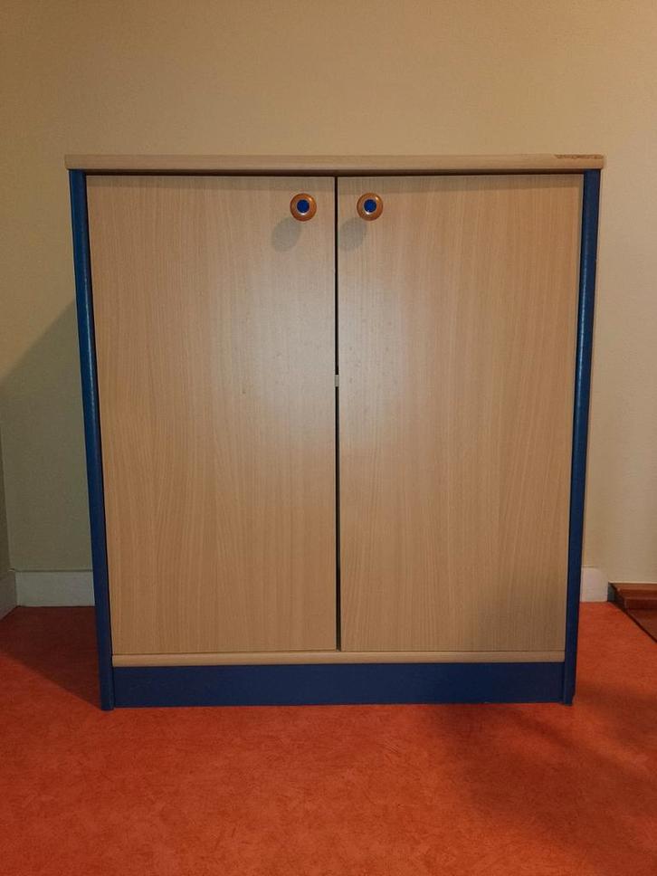 Commode kast (Gero), H72 x B65, laminaat beuk en blauw, Huis en Inrichting, Kasten | Roldeurkasten en Archiefkasten, Ophalen