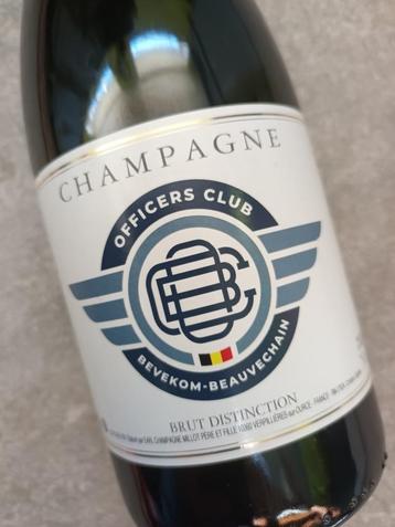 Lege champagnefles officierenclub Beauvechain