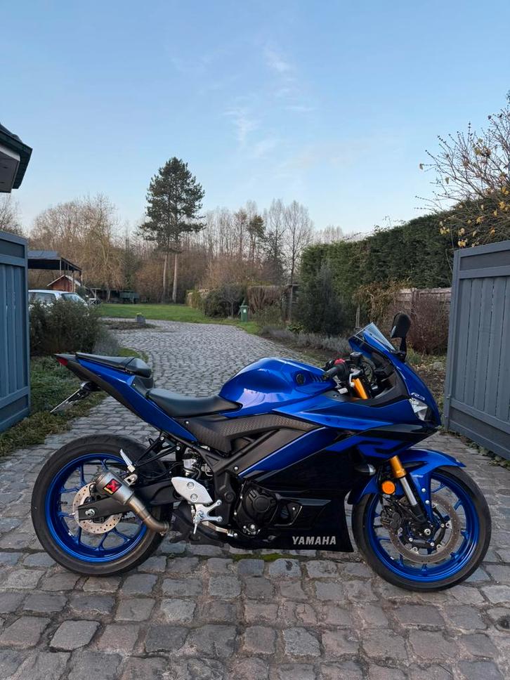 Yamaha YZF-R3 *Akrapovic * 2000km @AelbrechtMotors, Motoren, Motoren | Yamaha, Bedrijf, ABS, Ophalen