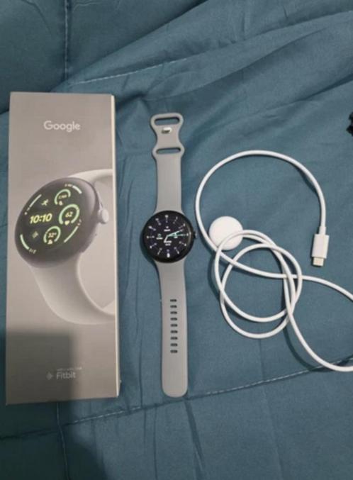Google Pixel Watch 3 45mm WiFi - Matte Hazel Aluminium Behui, Handtassen en Accessoires, Smartwatches, Zo goed als nieuw, Android