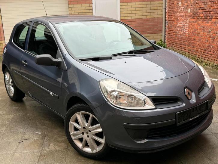 Renault Clio 1.1i Essence Euro4 12/2007 3 Portes Jantes, Auto's, Renault, Bedrijf, Te koop, Clio, ABS, Airbags, Centrale vergrendeling