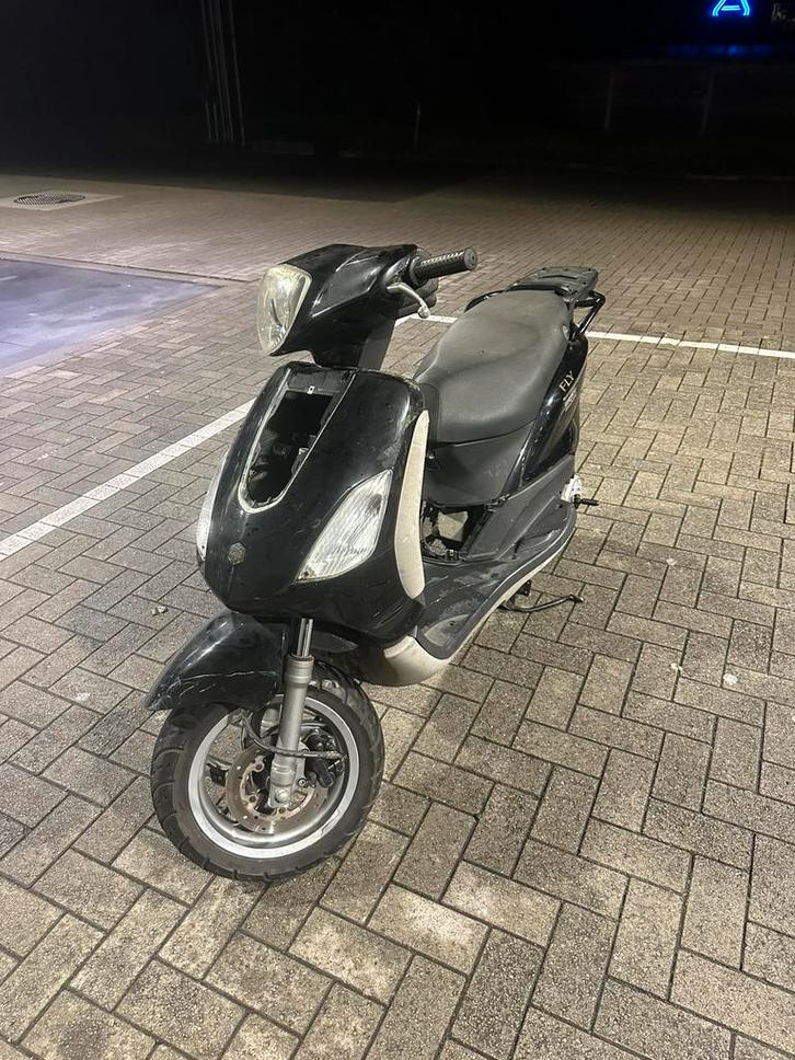 Piaggio Fly 4t, Fietsen en Brommers, Scooters | Piaggio, Gebruikt, Fly, Klasse B (45 km/u), Benzine, Ophalen