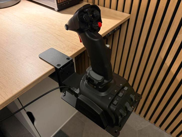 VKB Gladiator NXT EVO - flight sim joystick, Informatique & Logiciels, Joysticks, Enlèvement