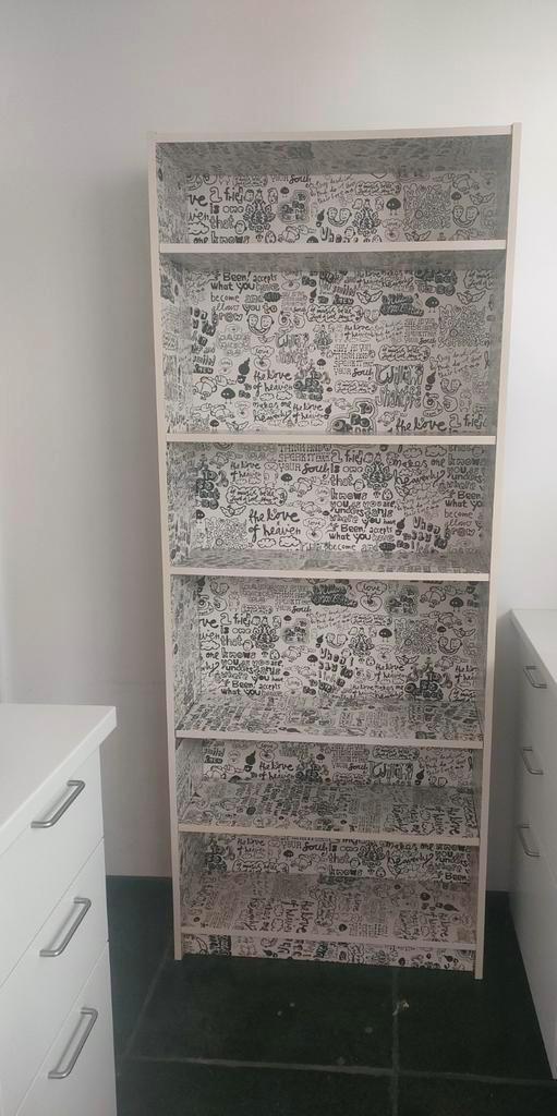 Unieke vintage IKEA boekenkast – handgetekend patroon, Huis en Inrichting, Kasten | Schoenenkasten, Zo goed als nieuw, Ophalen