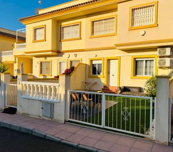 Vakantie huisje te huur aan la zenia boulevaard  beschikbaar voor biedingen