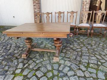 landelijk tafel en stoelen (levering mogelijk) beschikbaar voor biedingen