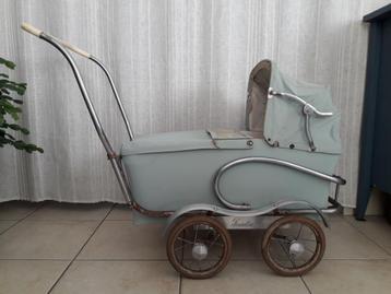 vintage poppenwagen jaren '50 beschikbaar voor biedingen