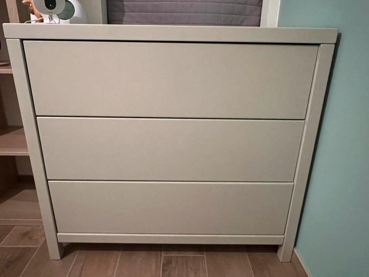 Commode en luiertafel Quax, Kinderen en Baby's, Badjes en Verzorging, Gebruikt, Aankleedkussen, Overige merken, Ophalen