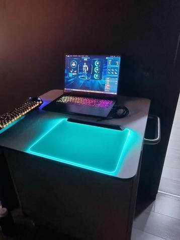 Razer Firefly V2 Pro – RGB Gaming Mouse Pad beschikbaar voor biedingen