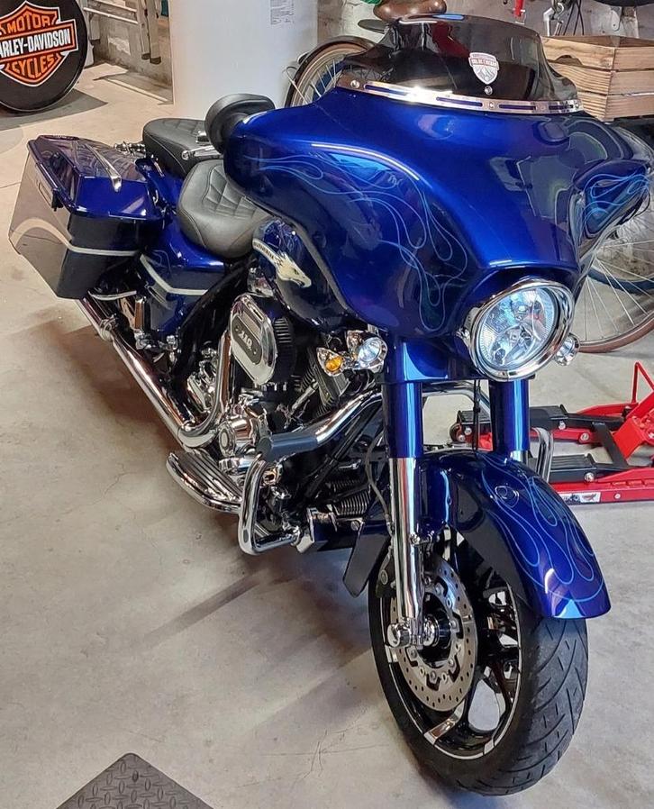 Street Glide CVO 1800cc Screamin Eagle TOPSTAAT!!, Motoren, Motoren | Harley-Davidson, Particulier, Ophalen