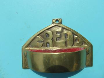 Oud CREDO-lettertype voor heilig water