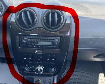 Dacia Duster  centerconsole afdekkap (mk 1 van 2010 ---) beschikbaar voor biedingen