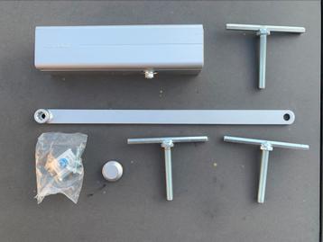 Assa Abloy DC135 deurpomp nieuw beschikbaar voor biedingen