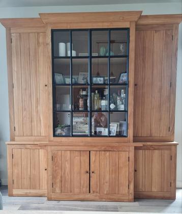 Kast in teak hout, Enlèvement, Comme neuf