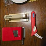 Perforator Leitz en nietjesmachine, Ophalen